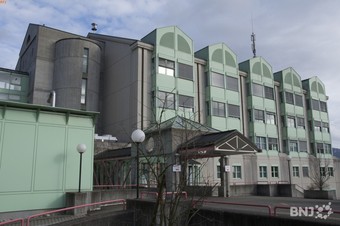 hôpital