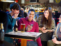 Alcool: quelle attitude adopter face à son ado?